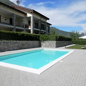  Appartement Casa Lella With Pool And Garden Italie
